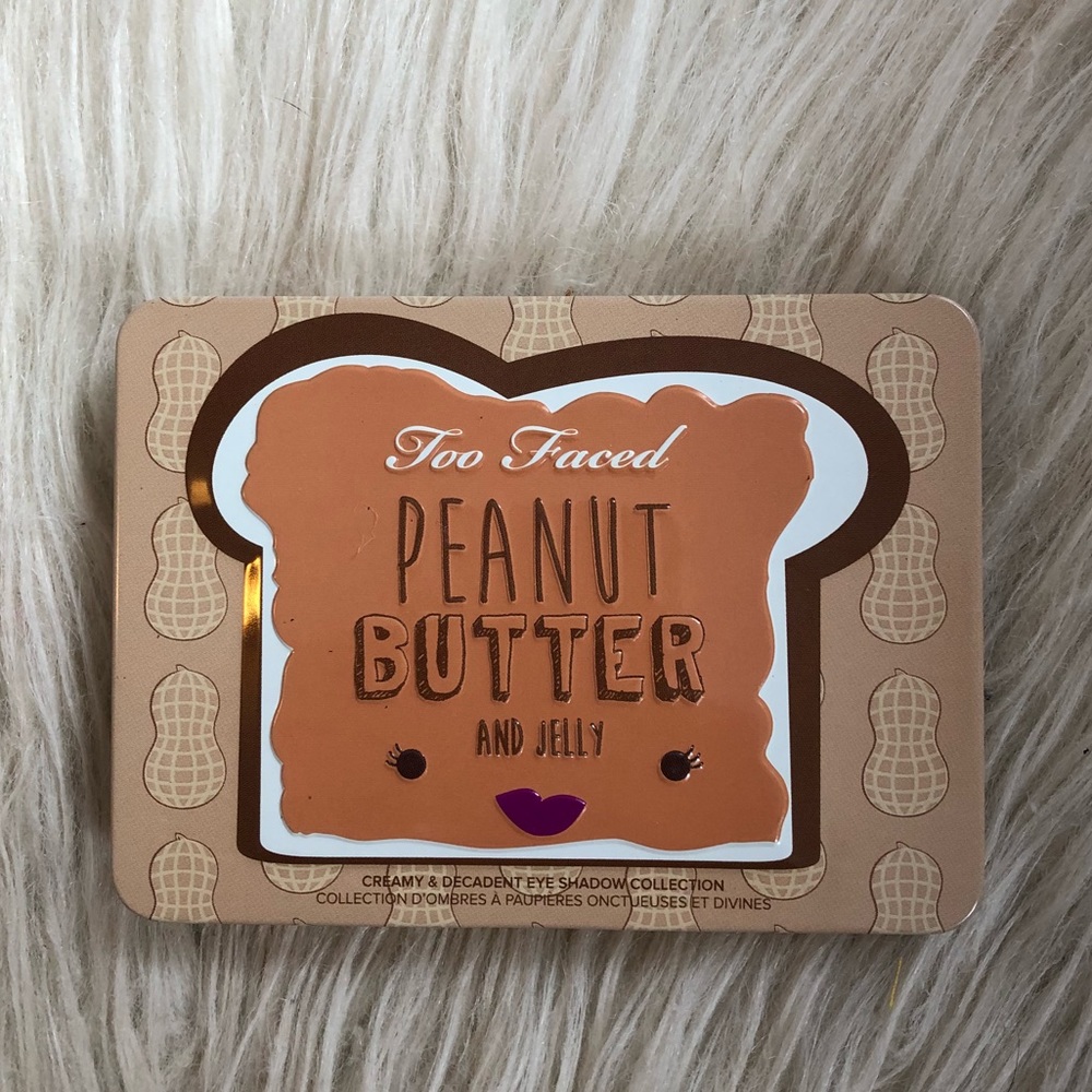 Too Faced peanut butter and jelly eye shadow